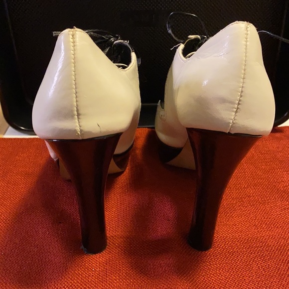 JLO High Heels - Picture 4 of 11